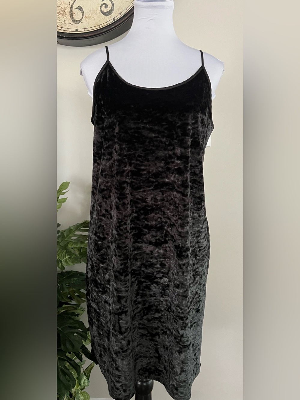 Victoria Secret Luxe Soft Crushed Velvet Chemise Nightgown Slip
